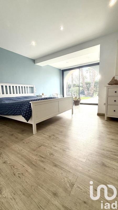 Maison - 320 m² - 9 pièces