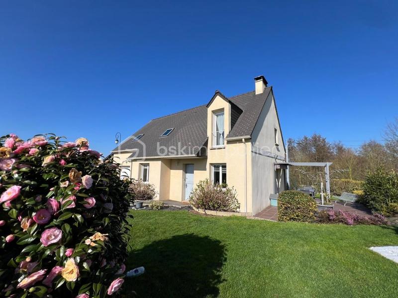 Pavillon - 122 m² - 7 pièces