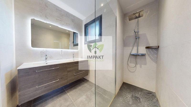 Maison contemporaine - 175 m² - 7 pièces