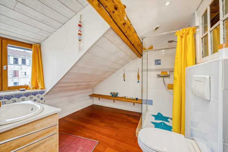 Maison de ville - 280 m² - 10 pièces