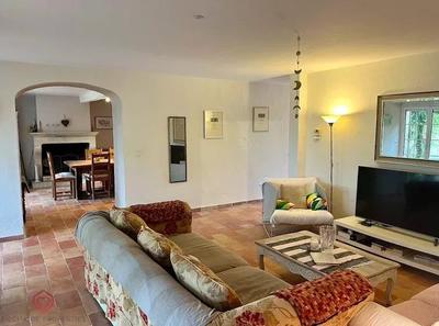 Corps de ferme - 412 m² - 10 pièces