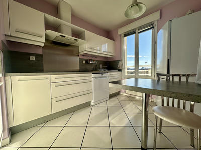 Appartement - 101 m² - 5 pièces