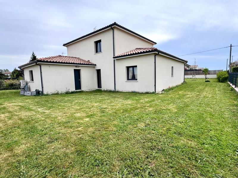 Maison - 149 m² - 5 pièces