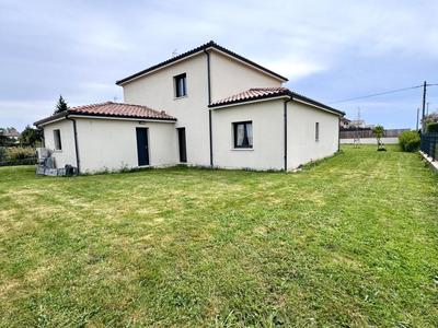 Maison - 149 m² - 5 pièces