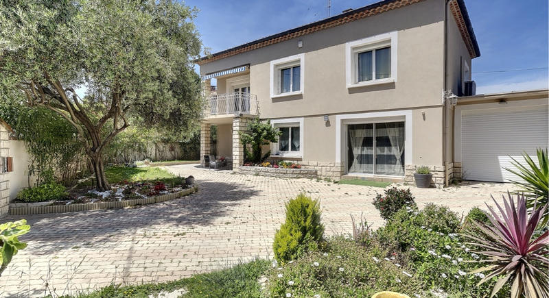 Maison - 160 m² - 6 pièces