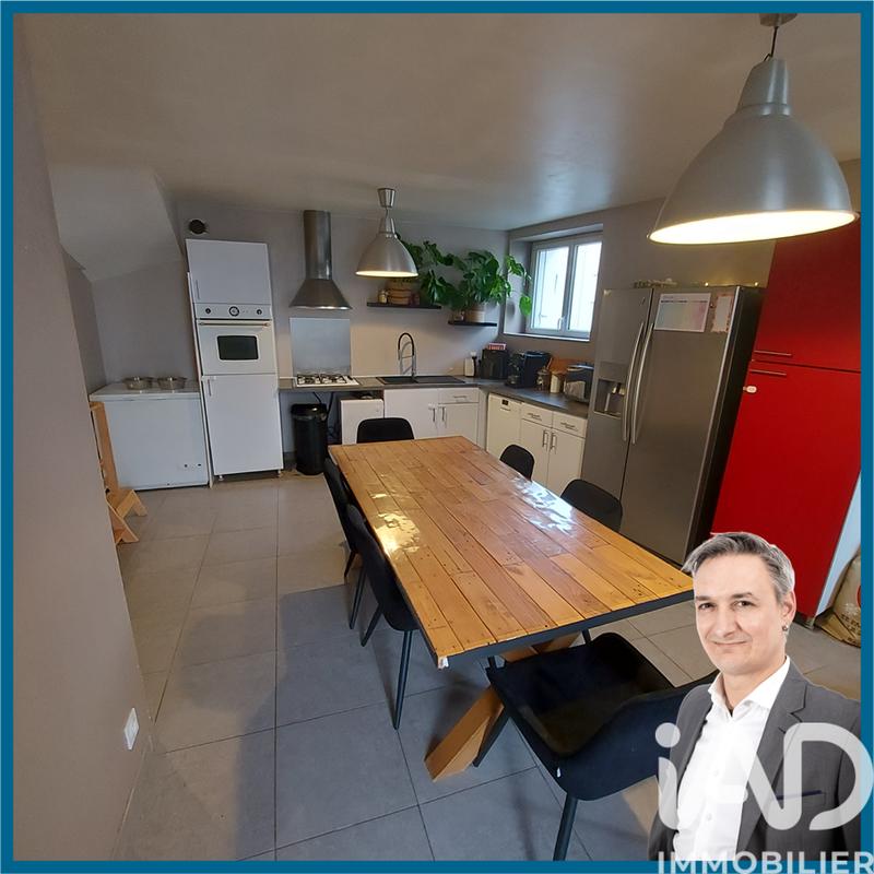 Maison - 95 m² - 5 pièces