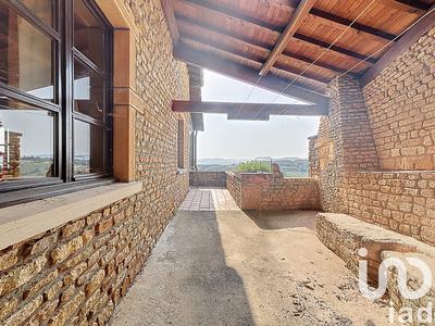 Maison - 270 m² - 7 pièces