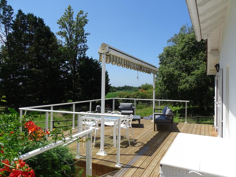 Maison de maîtres - 225 m² - 7 pièces