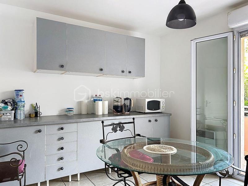 Appartement - 81 m² - 3 pièces