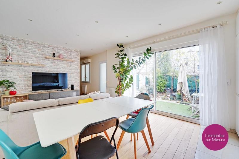 Maison - 108 m² - 4 pièces