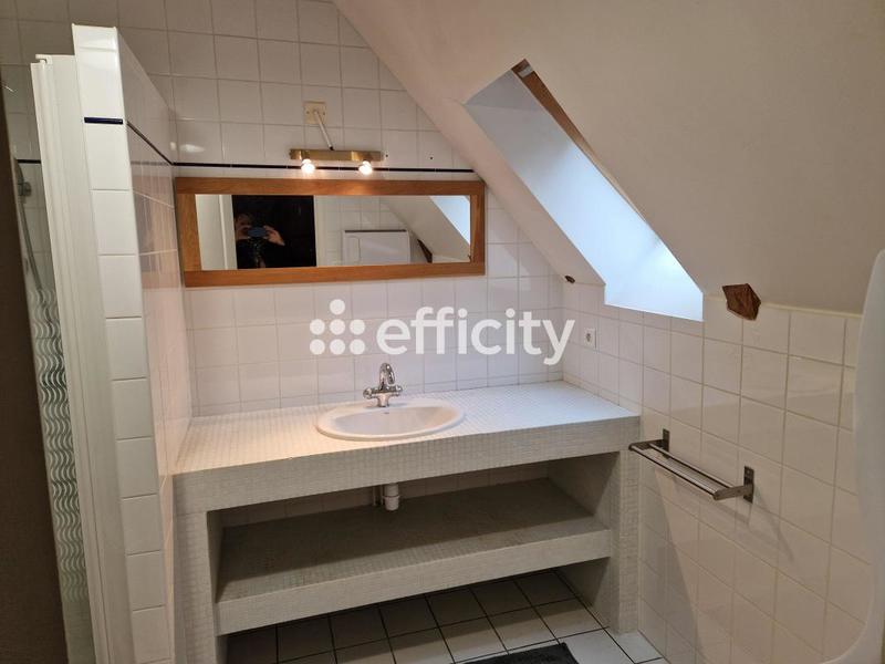 Maison - 167 m² - 6 pièces