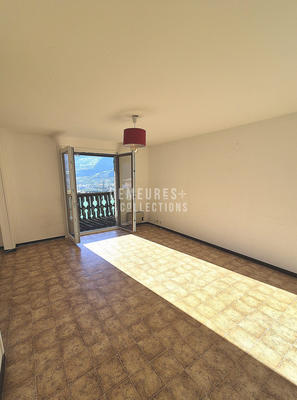 Appartement - 84 m² - 3 pièces