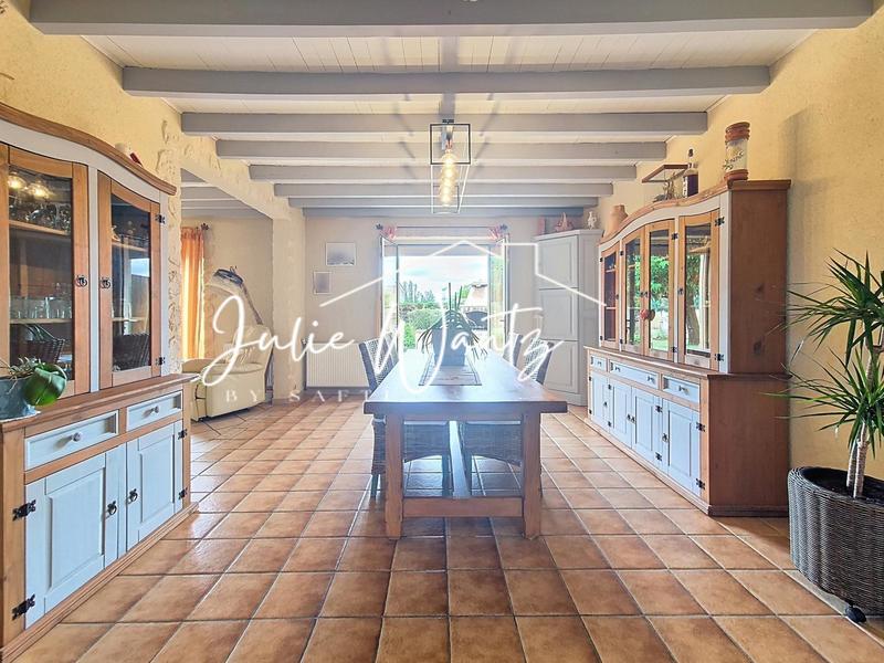 Maison - 170 m² - 6 pièces