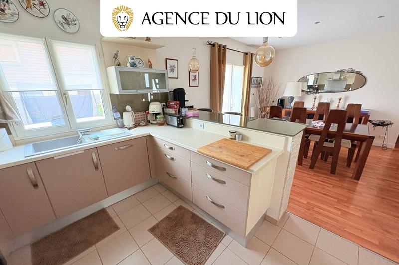 Maison - 101 m² - 5 pièces