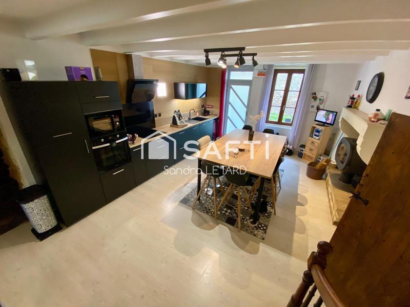 Maison - 250 m² - 7 pièces