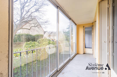 Appartement - 80 m² - 4 pièces