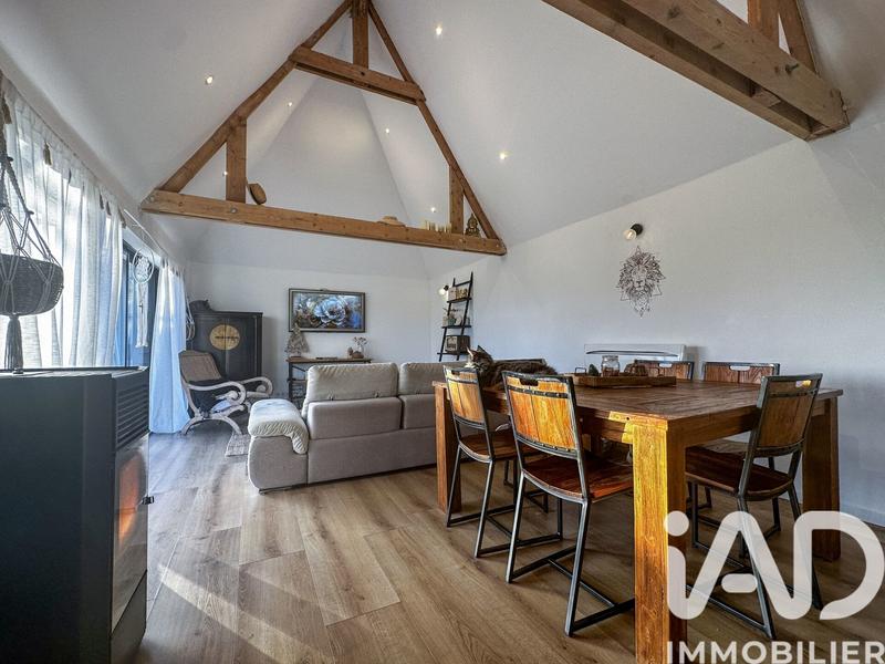 Maison - 99 m² - 4 pièces