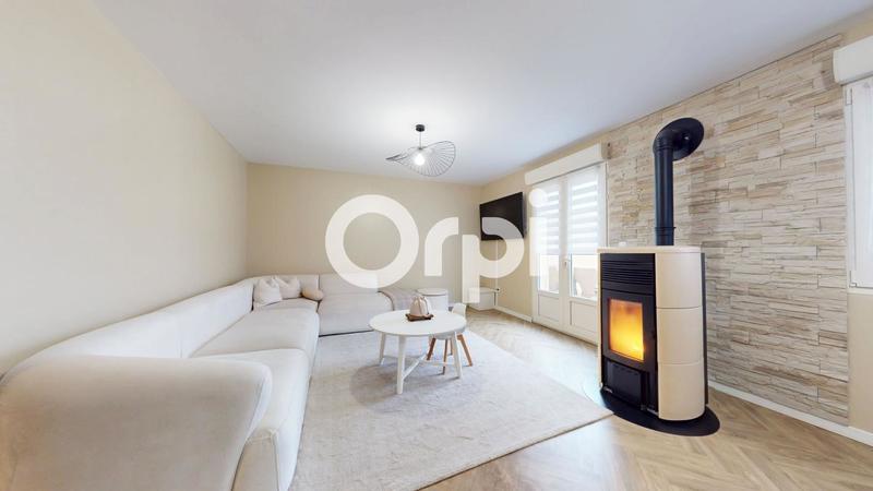 Maison - 90 m² - 5 pièces