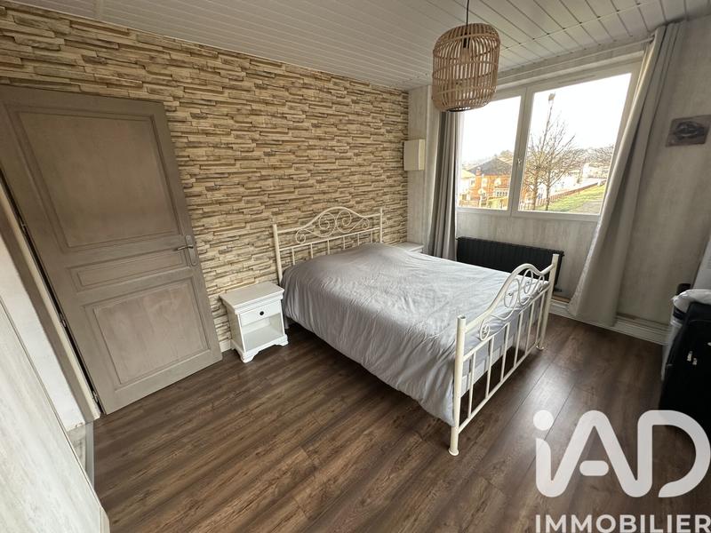 Maison - 182 m² - 8 pièces