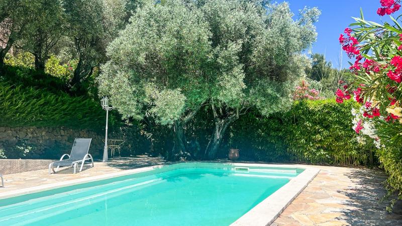 Maison - 175 m² - 8 pièces