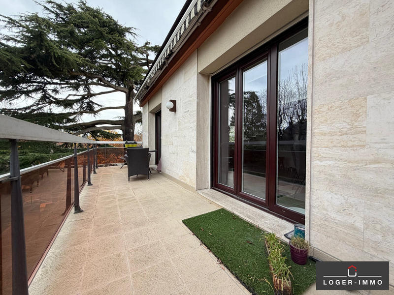 Appartement - 102 m² - 5 pièces