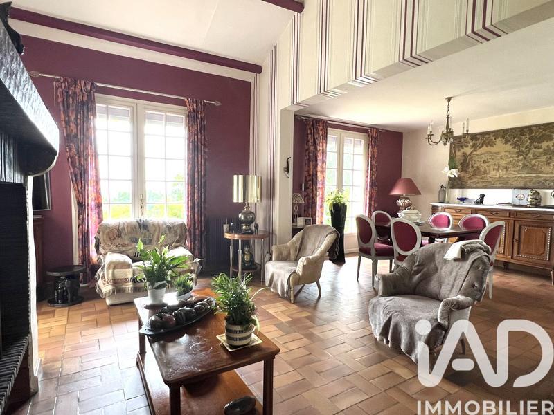 Maison - 158 m² - 6 pièces