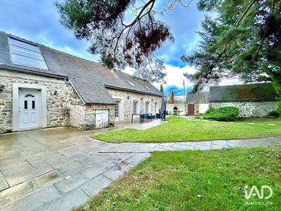 Maison - 210 m² - 7 pièces