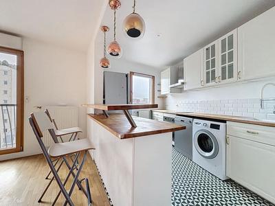 Appartement - 71 m² - 2 pièces