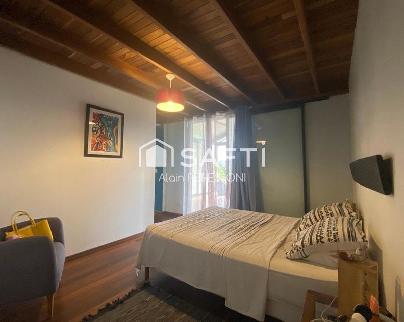 Maison - 164 m² - 6 pièces