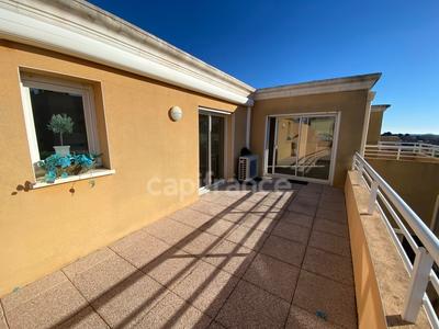 Appartement - 98 m² - 4 pièces