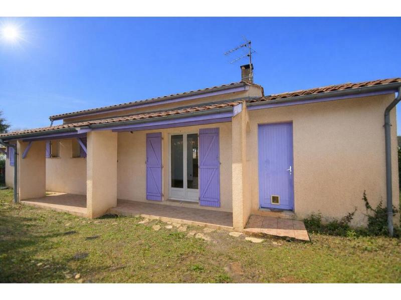 Maison - 94 m² - 5 pièces