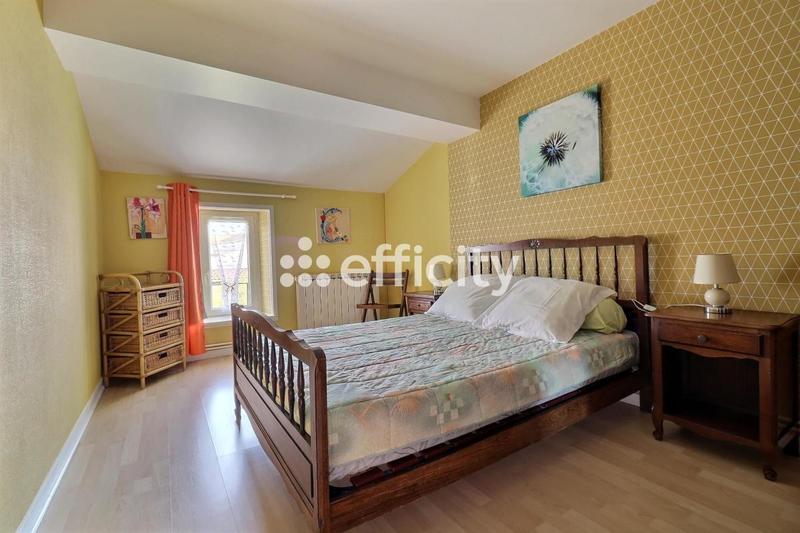 Maison - 150 m² - 7 pièces