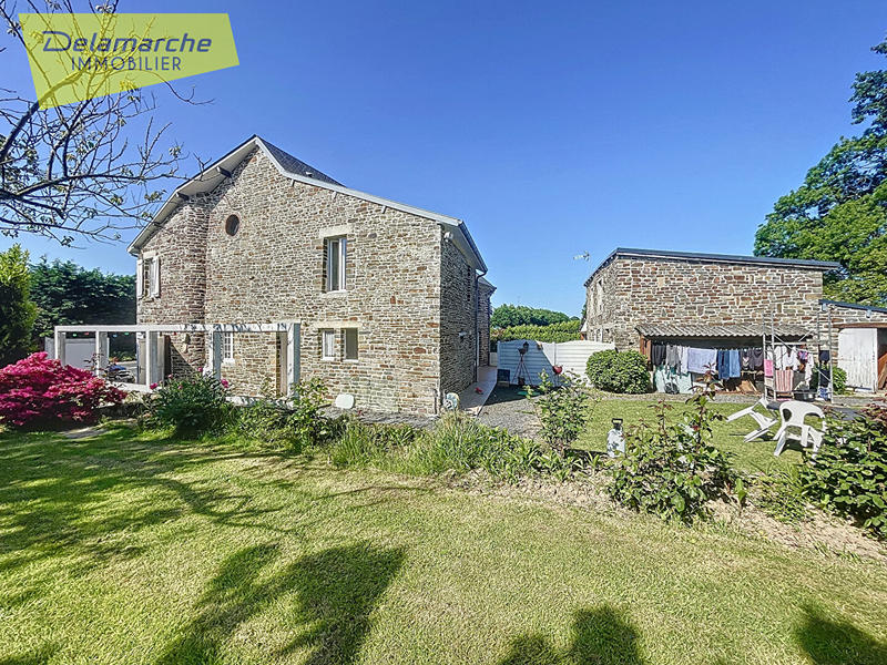 Maison - 204 m² - 9 pièces