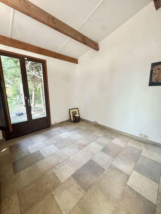 Maison traditionnelle - 147 m² - 6 pièces