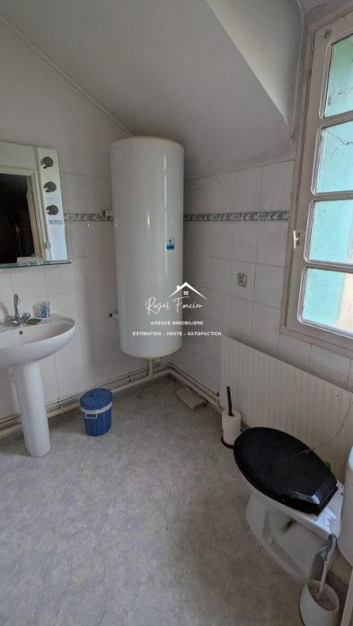 Maison ancienne - 102 m² - 7 pièces