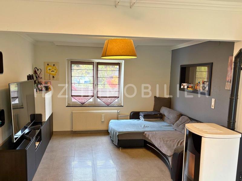 Maison - 95 m² - 5 pièces