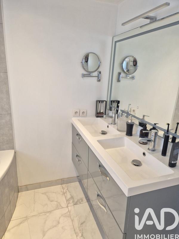 Maison - 139 m² - 6 pièces