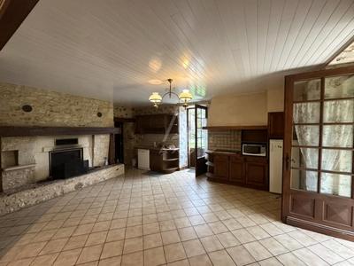 Maison - 95 m² - 5 pièces