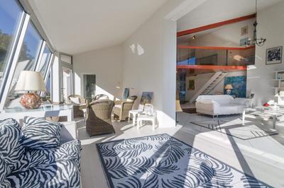 Maison d'architecte - 250 m² - 6 pièces