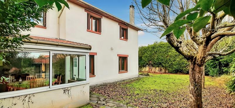 Maison - 189 m² - 8 pièces