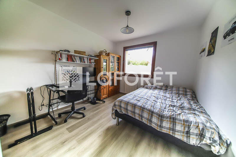 Maison - 97 m² - 5 pièces