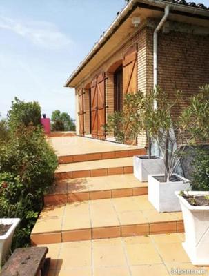 Demeure - 130 m² - 5 pièces