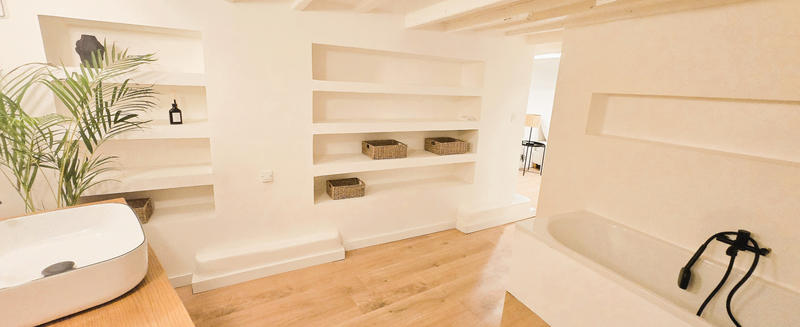 Maison - 195 m² - 8 pièces