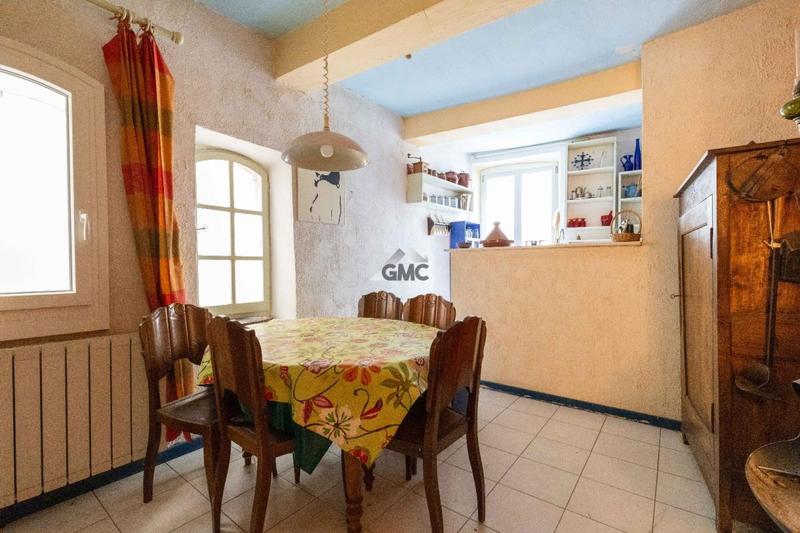 Maison de village - 87 m² - 5 pièces