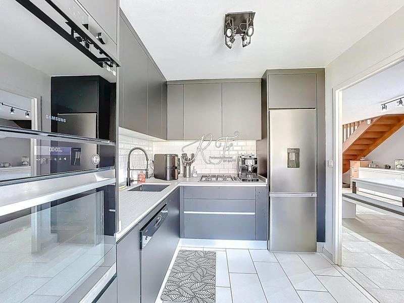 Maison - 110 m² - 4 pièces