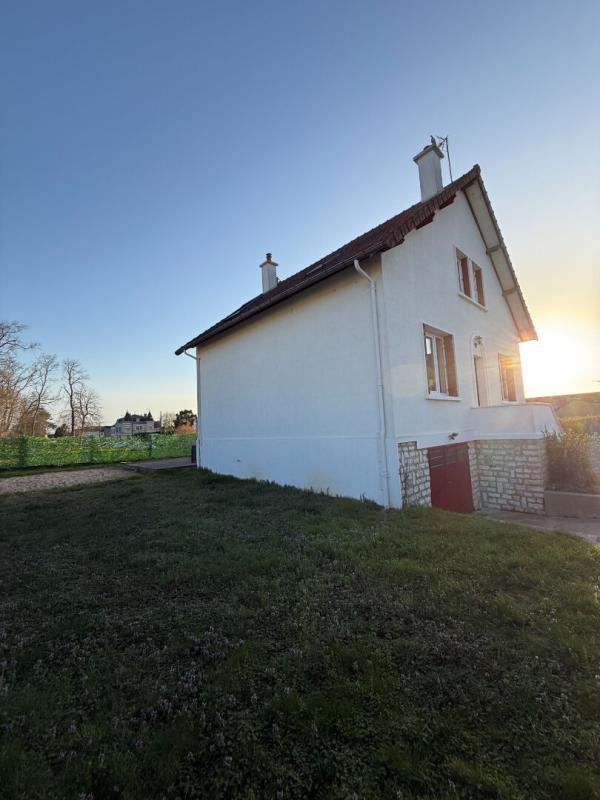 Maison - 140 m² - 5 pièces