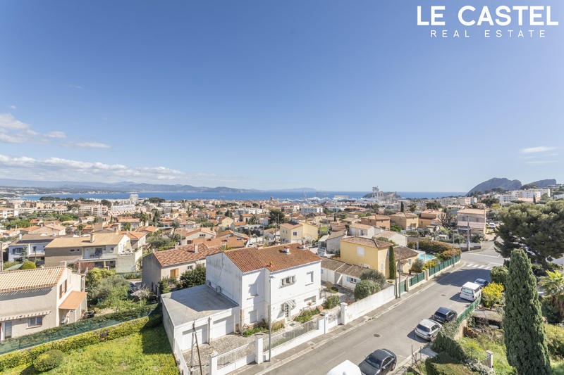 Appartement - 93 m² - 4 pièces