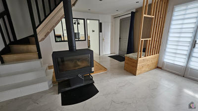 Maison traditionnelle - 173 m² - 6 pièces