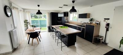 Maison - 103 m² - 5 pièces