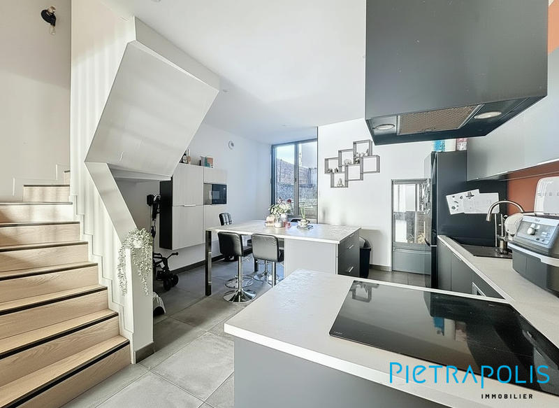 Maison - 117 m² - 5 pièces